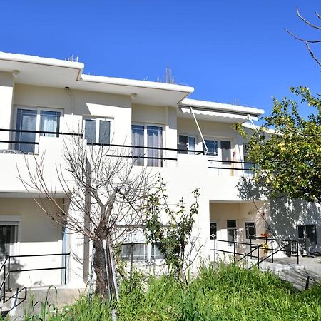 Iskas Apartments Ialysos  Ngoại thất bức ảnh