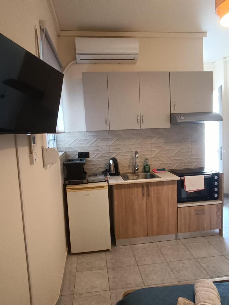 Iskas Apartments Ialysos  Ngoại thất bức ảnh
