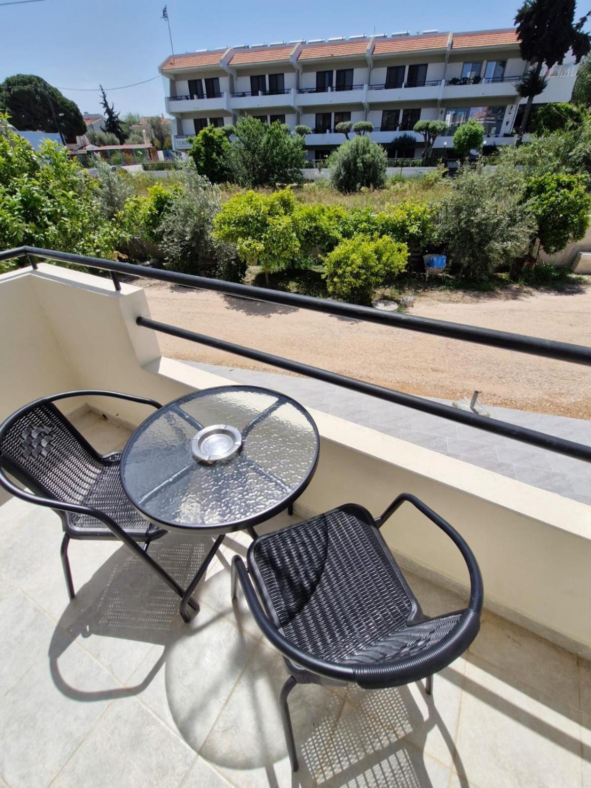 Iskas Apartments Ialysos  Ngoại thất bức ảnh
